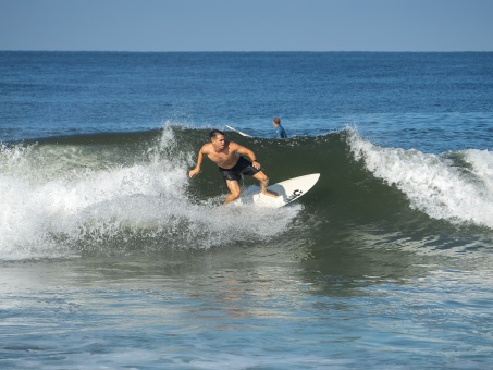 20240912-Surfing-North-Jetty