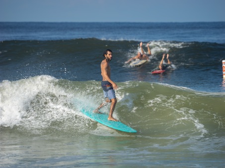 20240912-Surfing-North-Jetty