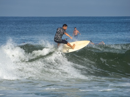 20240912-Surfing-North-Jetty