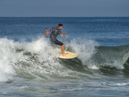 20240912-Surfing-North-Jetty