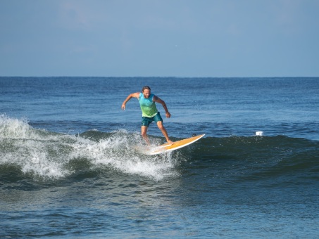 20240912-Surfing-North-Jetty