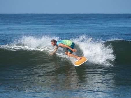 20240912-Surfing-North-Jetty