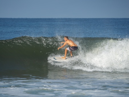 20240912-Surfing-North-Jetty