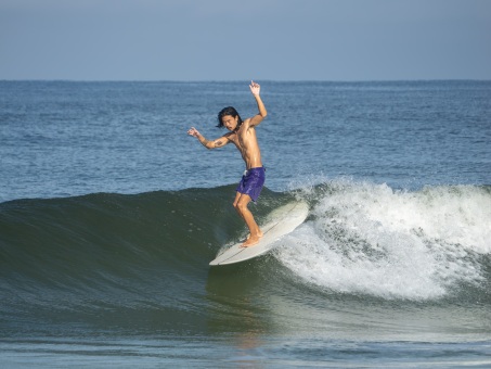 20240912-Surfing-North-Jetty