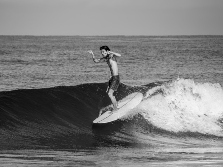 20240912-Surfing-North-Jetty