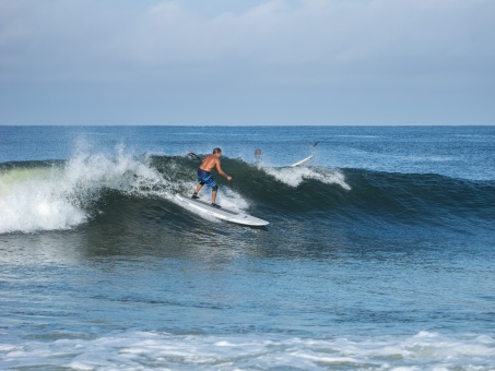 20240912-Surfing-North-Jetty