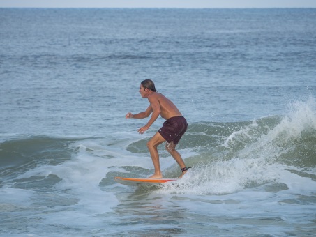 20240912-Surfing-North-Jetty