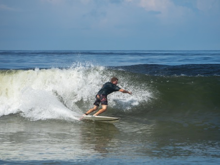 20240912-Surfing-North-Jetty