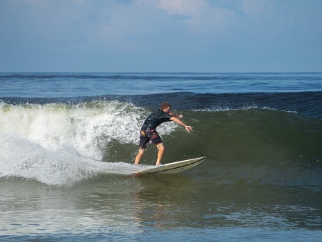 20240912-Surfing-North-Jetty