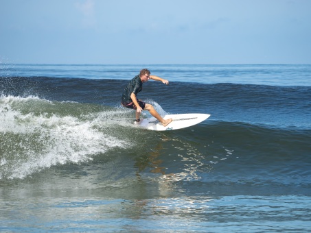 20240912-Surfing-North-Jetty