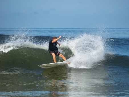 20240912-Surfing-North-Jetty