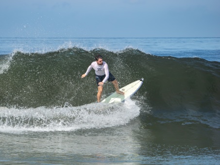 20240912-Surfing-North-Jetty