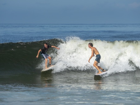 20240912-Surfing-North-Jetty