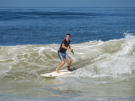 20240912-Surfing-North-Jetty