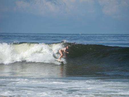 20240912-Surfing-North-Jetty