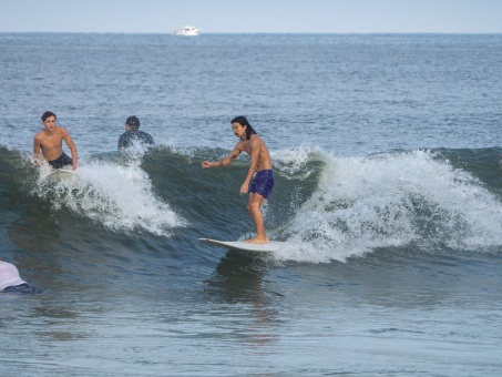 20240912-Surfing-North-Jetty