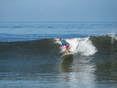 20240912-Surfing-North-Jetty