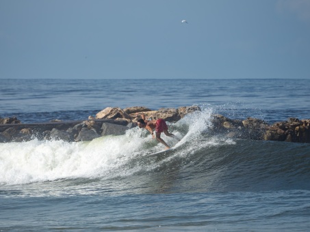 20240912-Surfing-North-Jetty