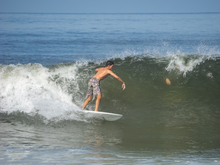 20240912-Surfing-North-Jetty