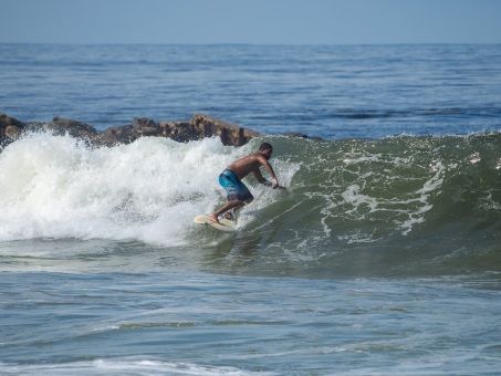 20240912-Surfing-North-Jetty