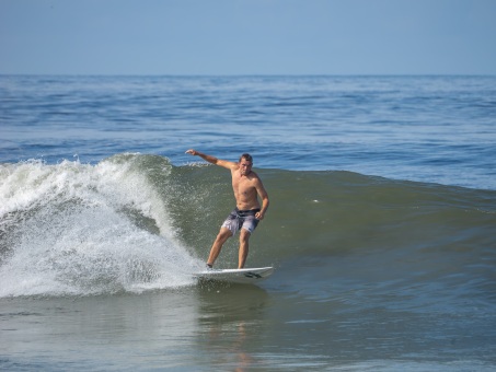 20240912-Surfing-North-Jetty