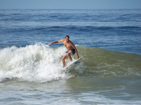 20240912-Surfing-North-Jetty