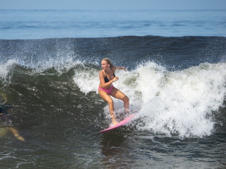 20240912-Surfing-North-Jetty