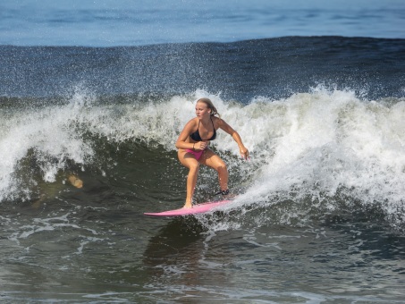 20240912-Surfing-North-Jetty