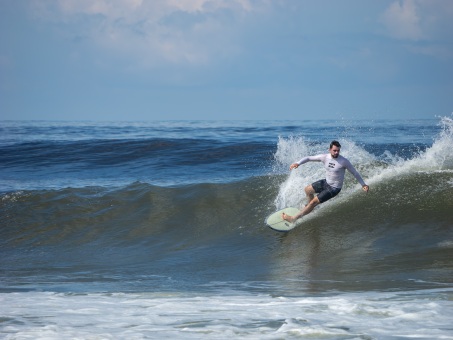 20240912-Surfing-North-Jetty