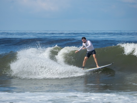 20240912-Surfing-North-Jetty