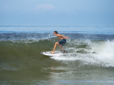 20240912-Surfing-North-Jetty