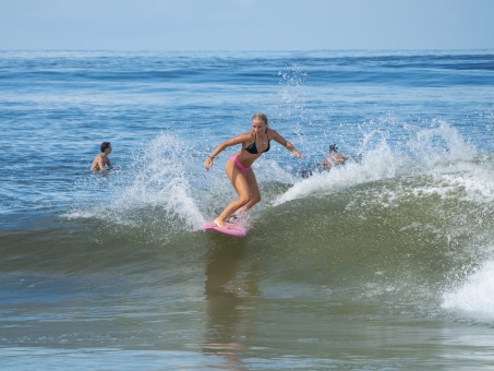 20240912-Surfing-North-Jetty