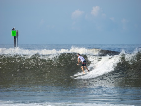 20240912-Surfing-North-Jetty