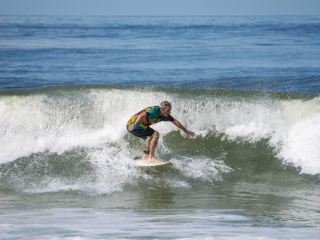 20240912-Surfing-North-Jetty