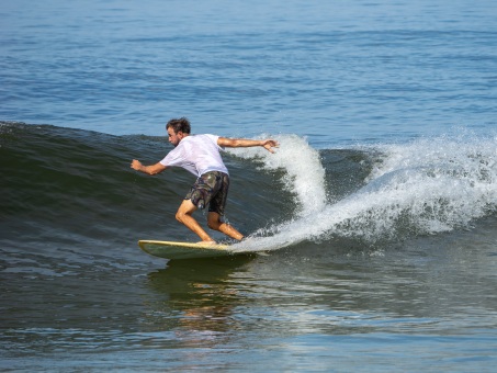 20240912-Surfing-North-Jetty