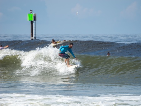 20240912-Surfing-North-Jetty