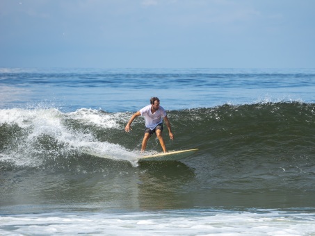 20240912-Surfing-North-Jetty