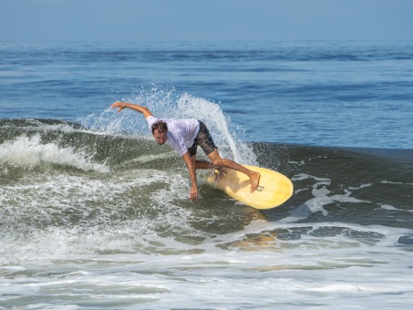 20240912-Surfing-North-Jetty