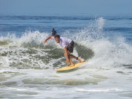 20240912-Surfing-North-Jetty