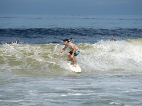 20240912-Surfing-North-Jetty