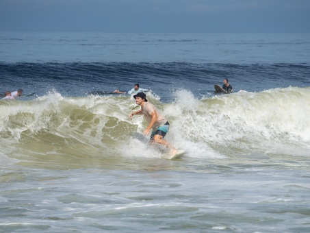 20240912-Surfing-North-Jetty