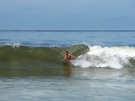 20240912-Surfing-North-Jetty