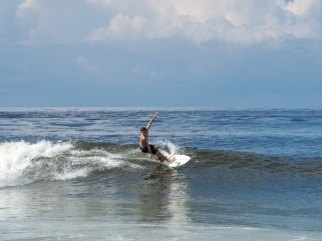 20240912-Surfing-North-Jetty