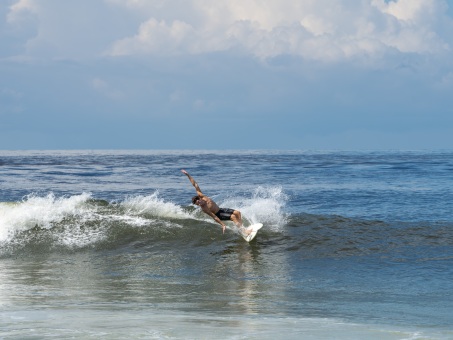 20240912-Surfing-North-Jetty