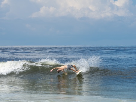 20240912-Surfing-North-Jetty