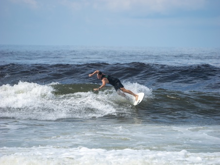 20240912-Surfing-North-Jetty