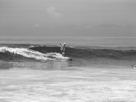 20240912-Surfing-North-Jetty