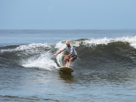 20240912-Surfing-North-Jetty