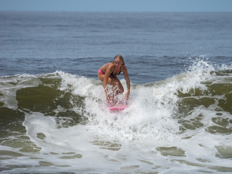 20240912-Surfing-North-Jetty