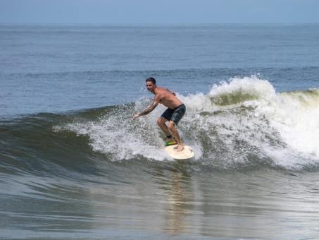 20240912-Surfing-North-Jetty